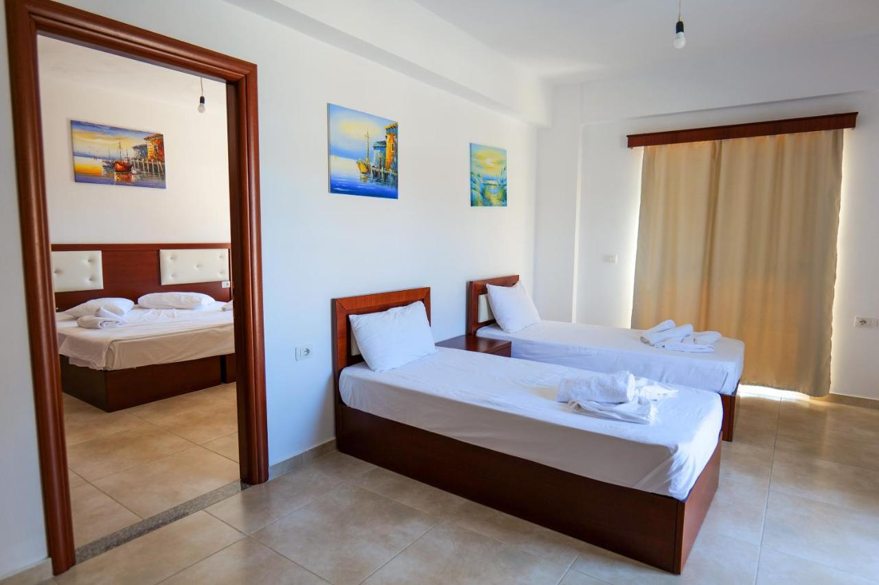 Verano Hotel Sarandë エクステリア 写真